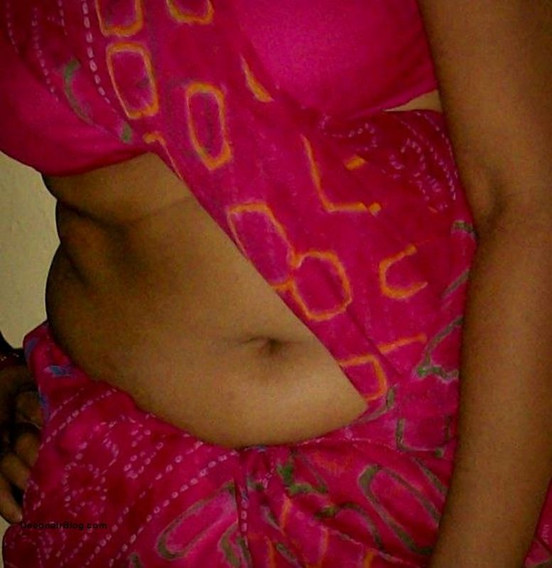 Big navel in saree big woman
