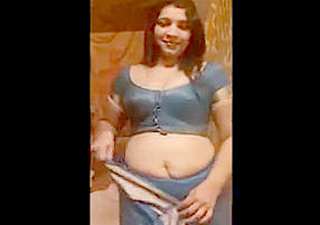 Indian hot poses boobs sexy saree