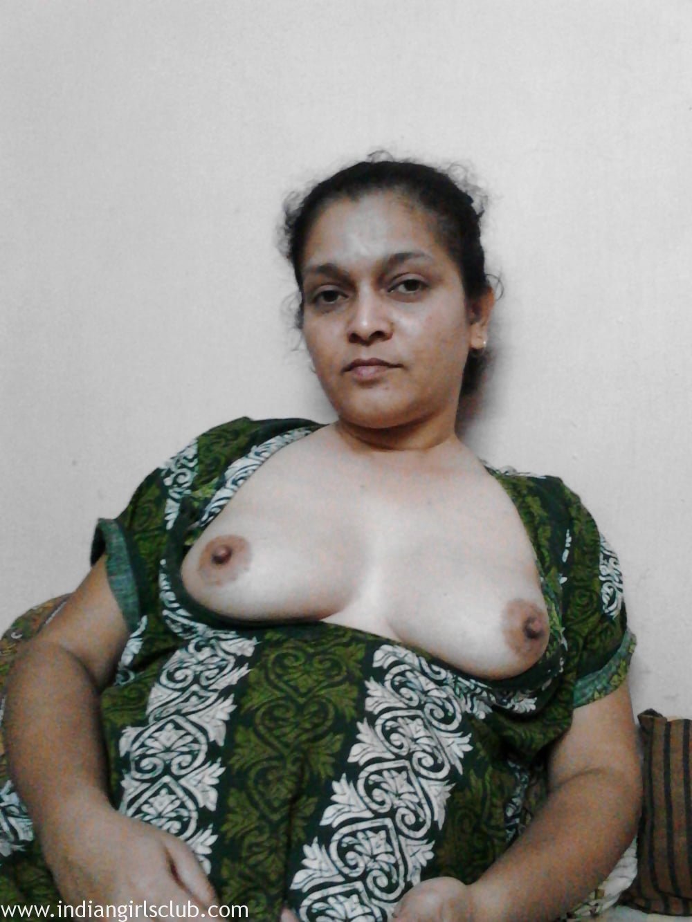 Indian juicy boobs