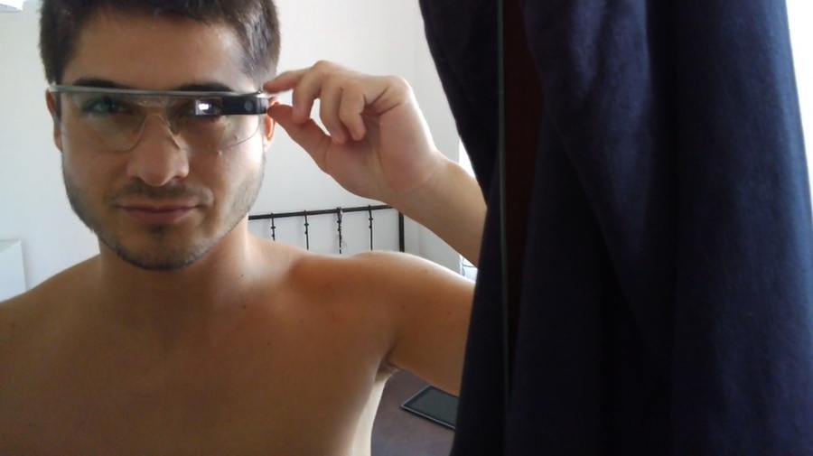 Kit-Kat reccomend spy glasses