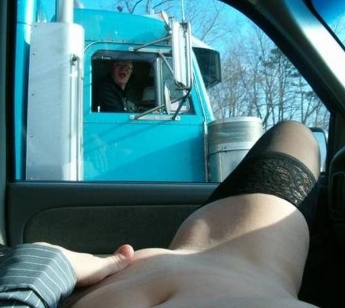 Nude women truck drivers