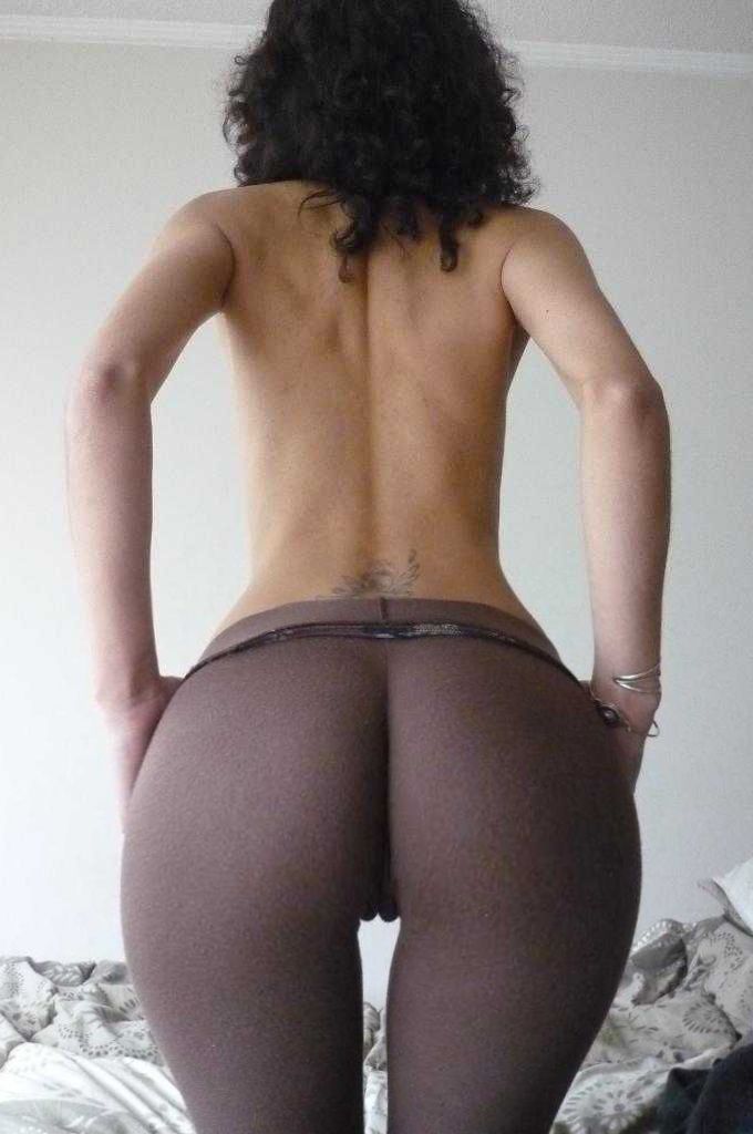 Naked yoga big booty