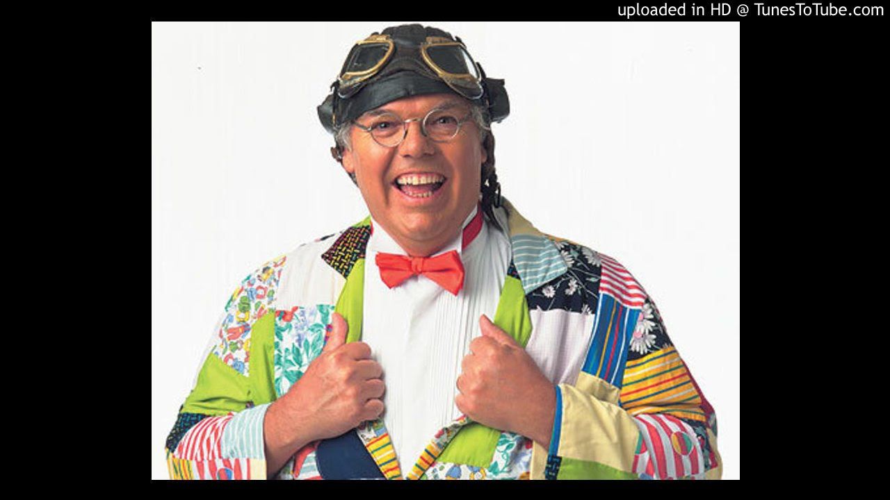 Martian reccomend Roy chubby brown costume