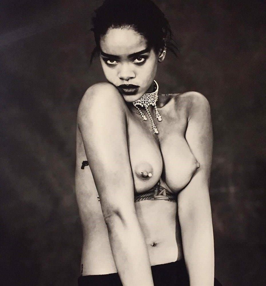 Rihanna boob shot