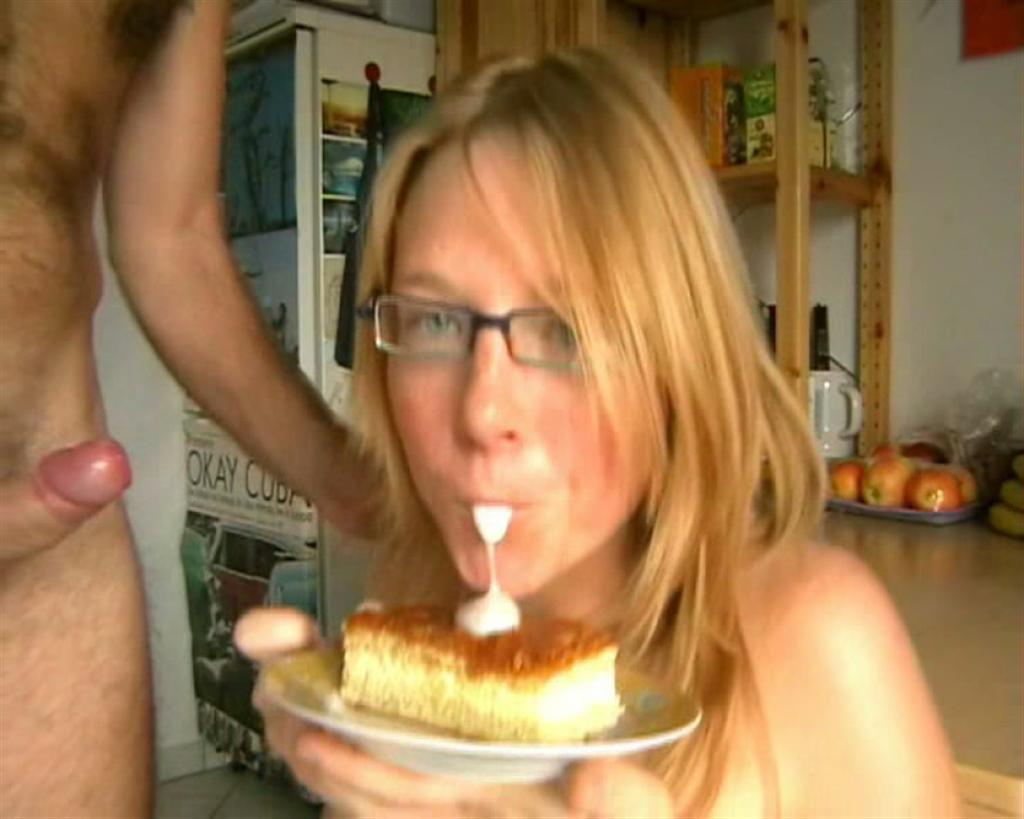 wife eats cum at swinger party