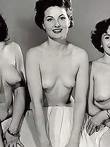 Free pics vintage nude spread